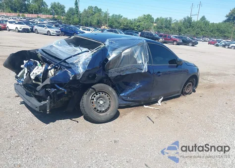 2014 Volkswagen Jetta 2.0L S z USA, uszkodzony, nr VIN 3VW2K7AJ4EM438802